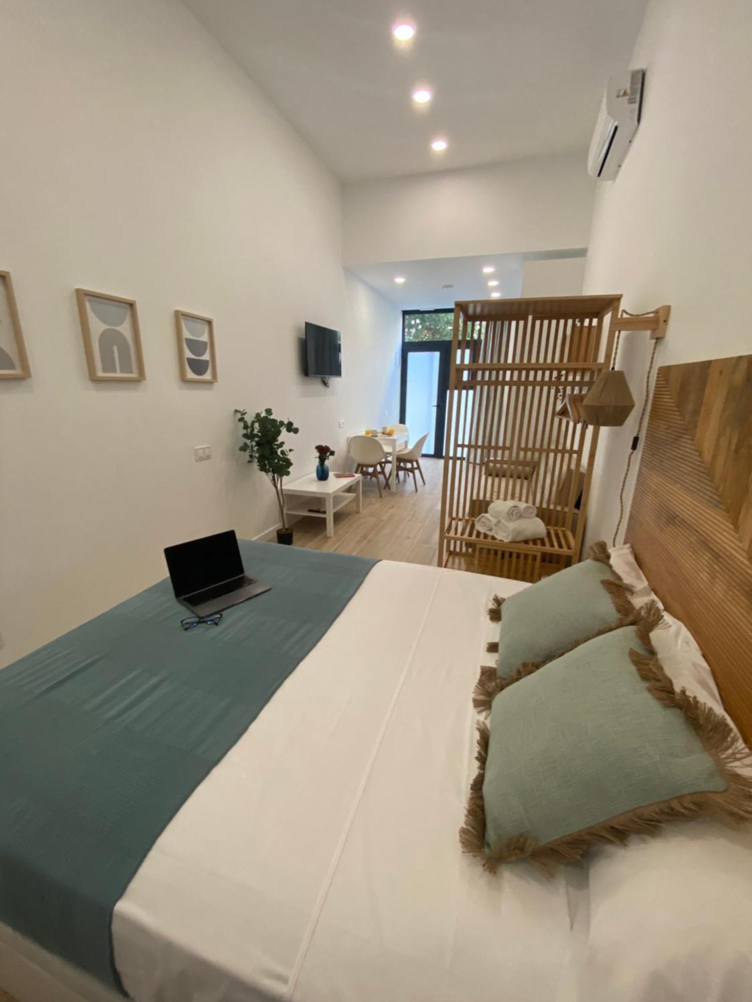 バレンシアTravel Habitat Cabanyal Loftsアパートメント エクステリア 写真